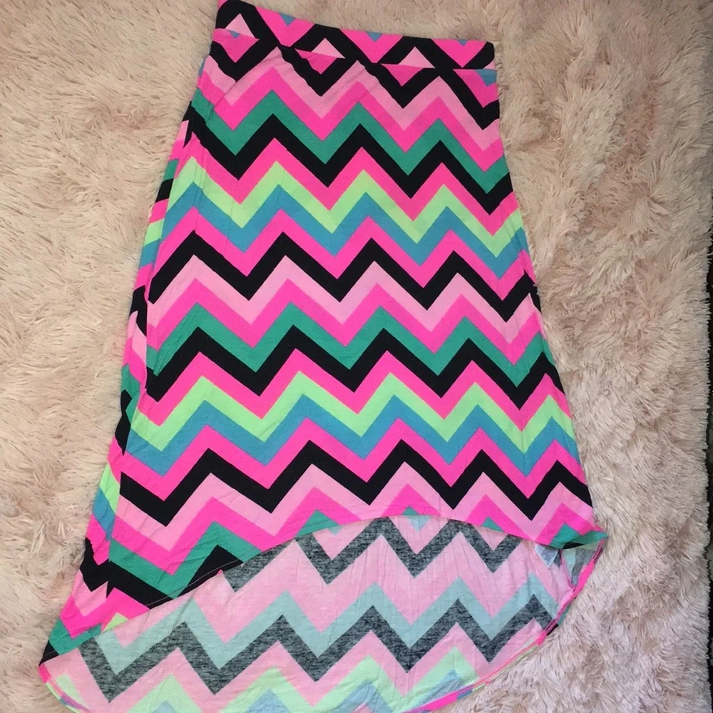 ⬇️ 2/$25 Listings - Girl's Casual High Low Chevron Striped Print Midi Skirt